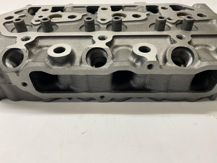 Zylinderkopf für Mitsubishi L3E | Terex | Schaeff cylinder head ohne Ventile